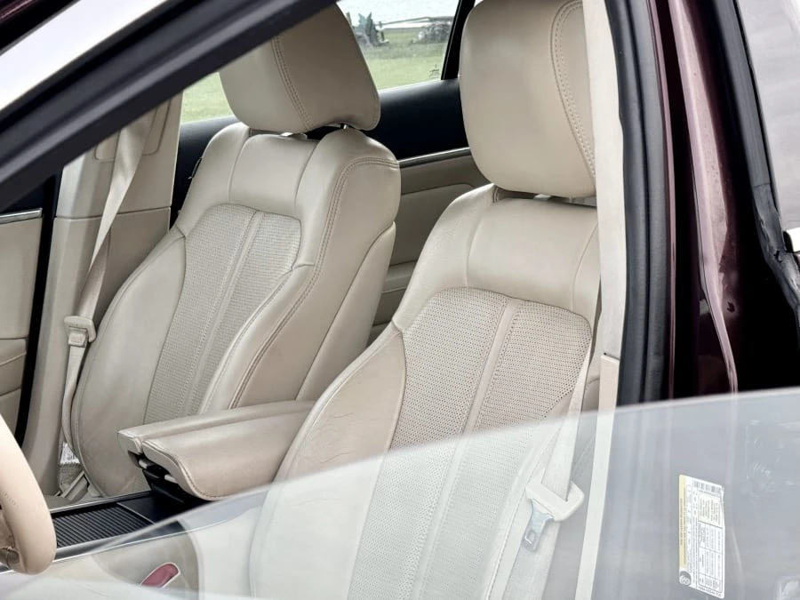 2011 Lincoln MKS - Image 21 of 25