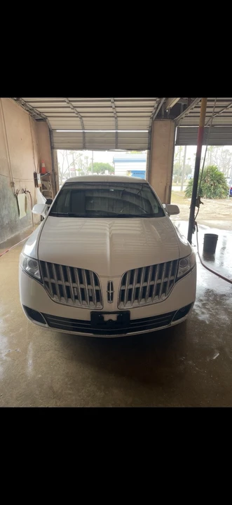 2011 Lincoln MKT - Image 3 of 16