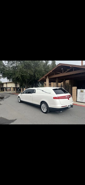 2011 Lincoln MKT - Image 16 of 16