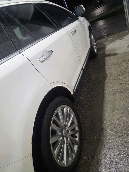 2011 Lincoln MKX - Image 10 of 10