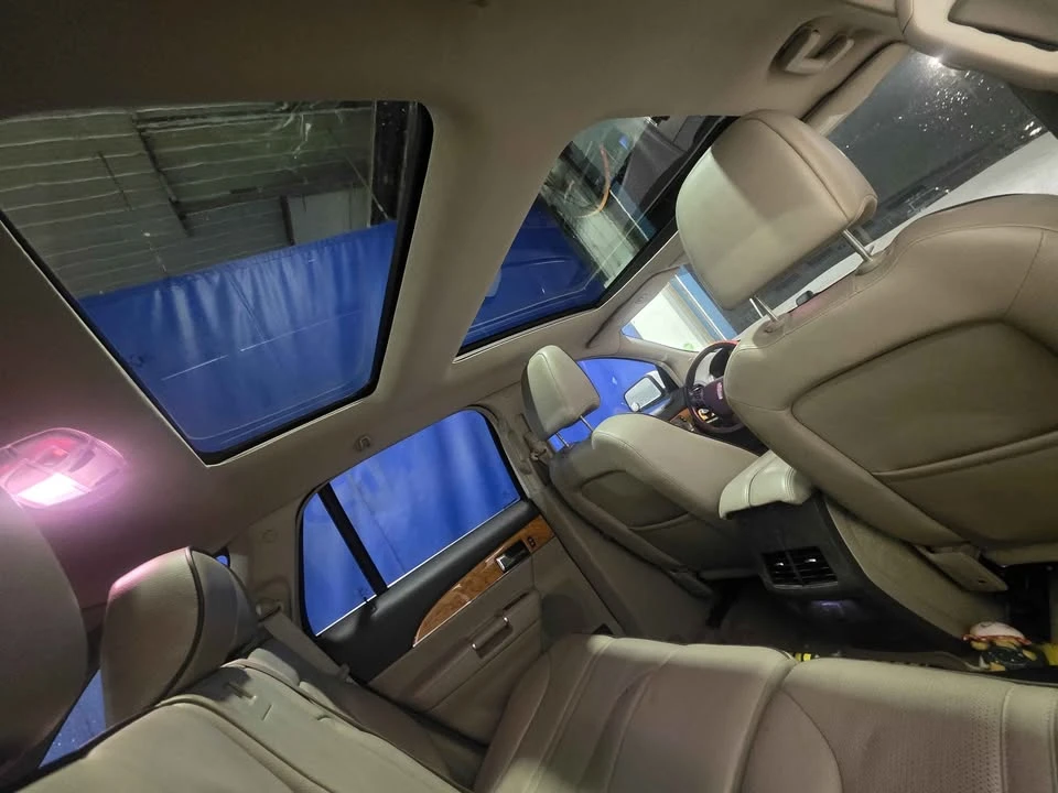 2011 Lincoln MKX - Image 7 of 10