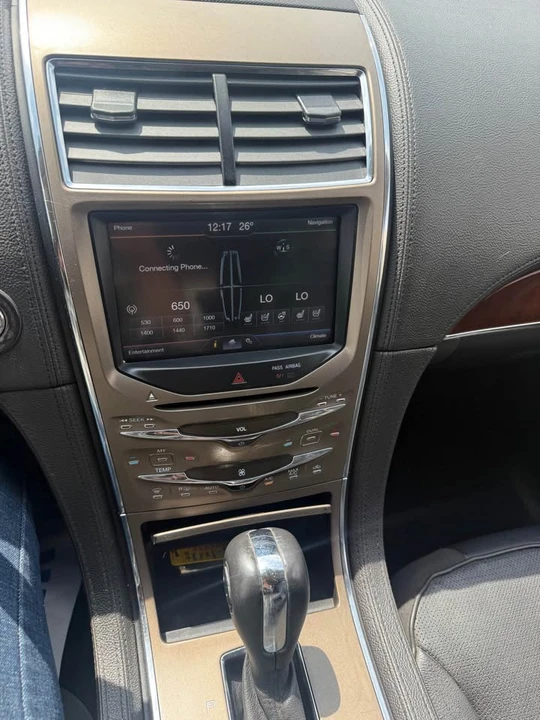 2011 Lincoln MKX - Image 10 of 11