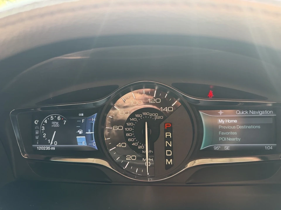 2011 Lincoln MKX - Image 18 of 20