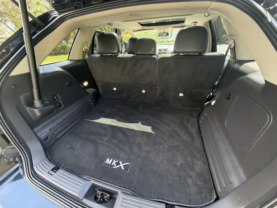 2011 Lincoln MKX - Image 15 of 20