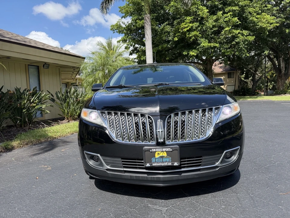 2011 Lincoln MKX - Image 2 of 20