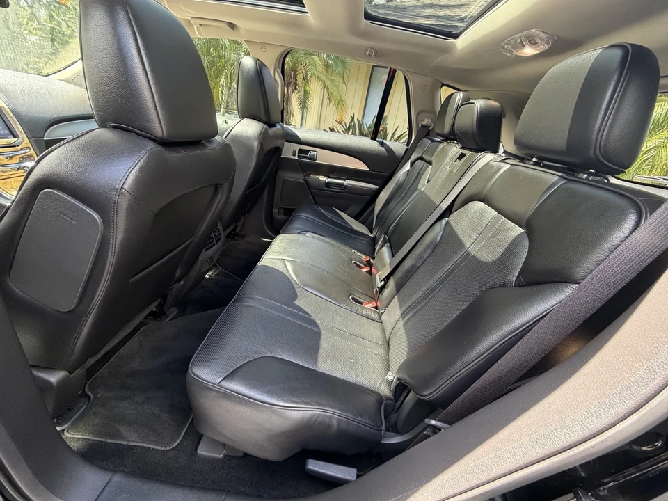 2011 Lincoln MKX - Image 14 of 20