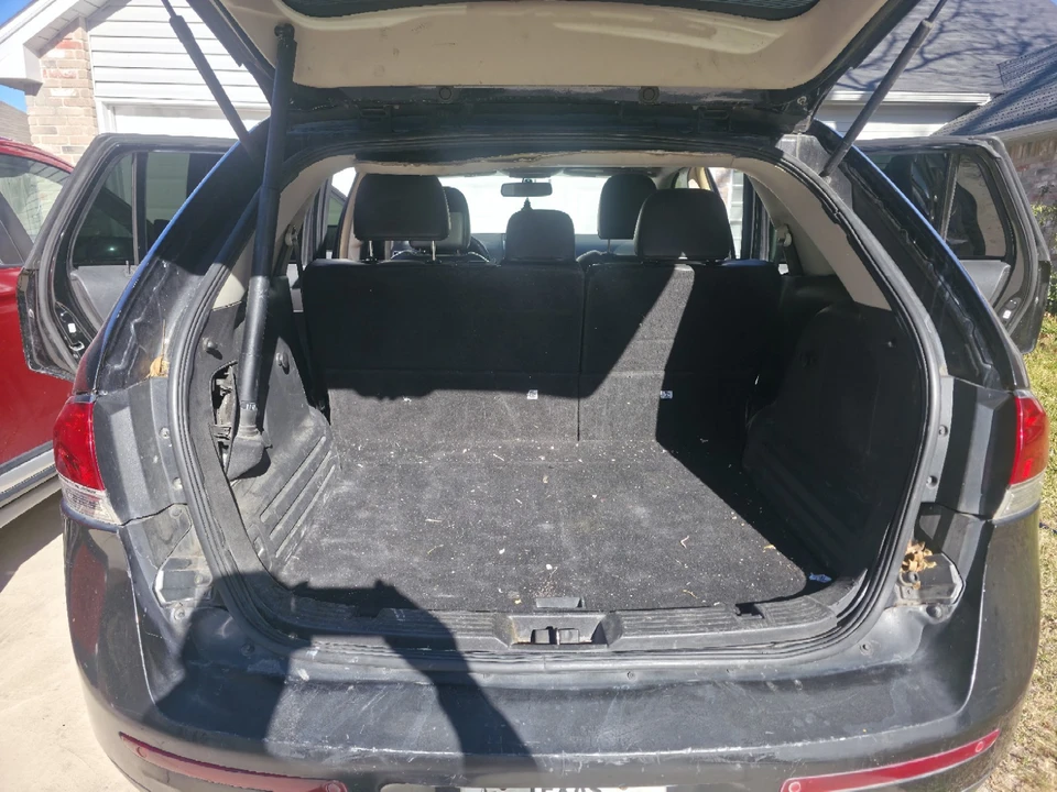 2011 Lincoln MKX - Image 9 of 15