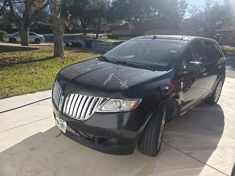 2011 Lincoln MKX - Image 5 of 15