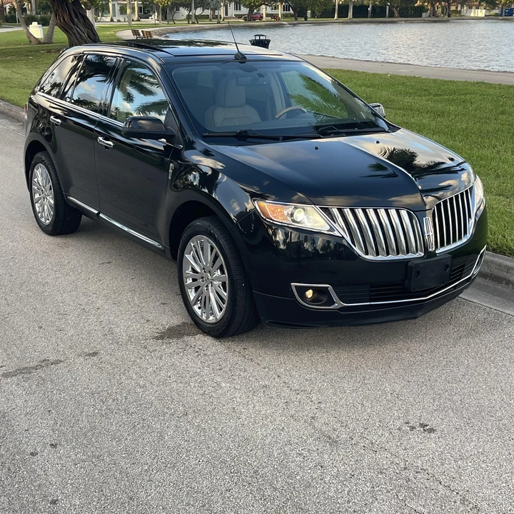 2011 Lincoln MKX - Image 2 of 12