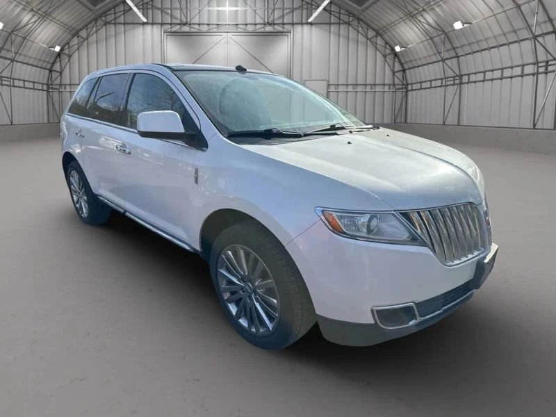 2011 Lincoln MKX - Image 8 of 12