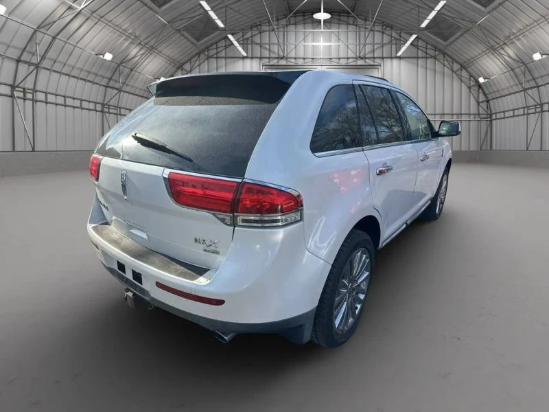 2011 Lincoln MKX - Image 6 of 12