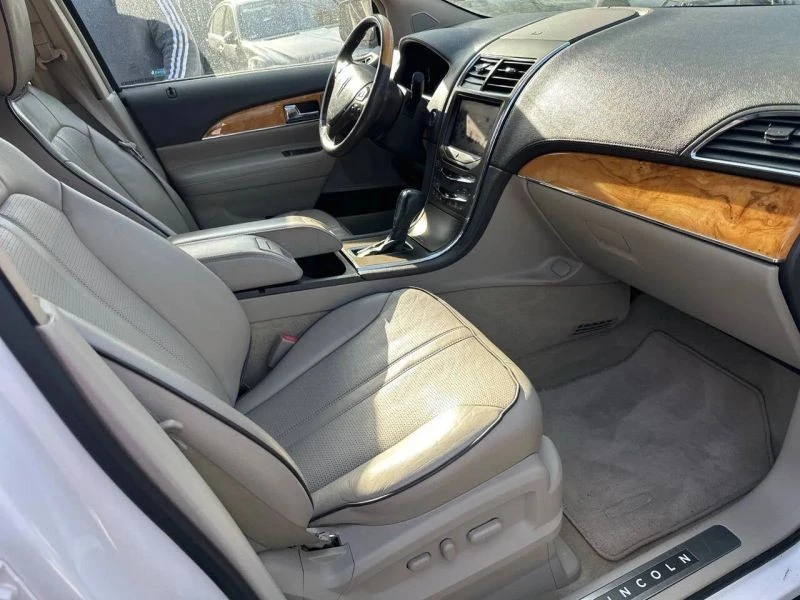 2011 Lincoln MKX - Image 12 of 12