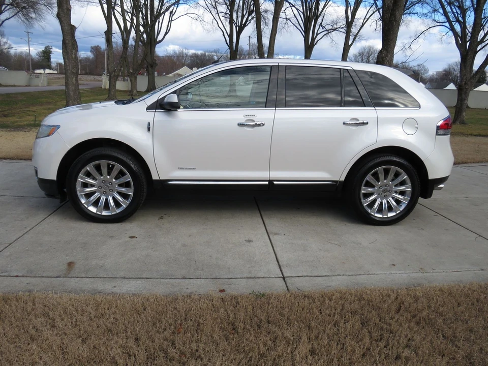 2011 Lincoln MKX - Image 4 of 12