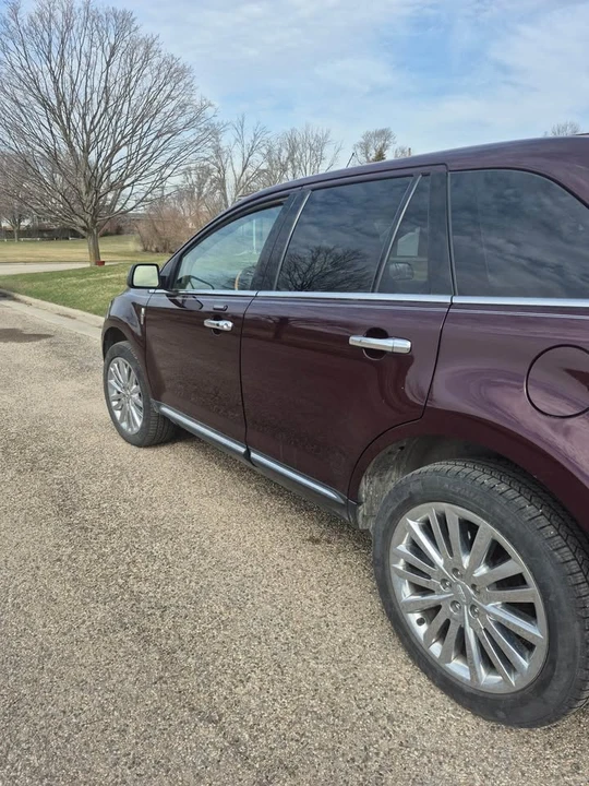 2011 Lincoln MKX - Image 3 of 10