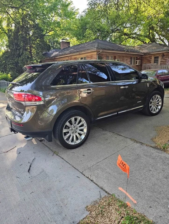 2011 Lincoln MKX - Image 2 of 5