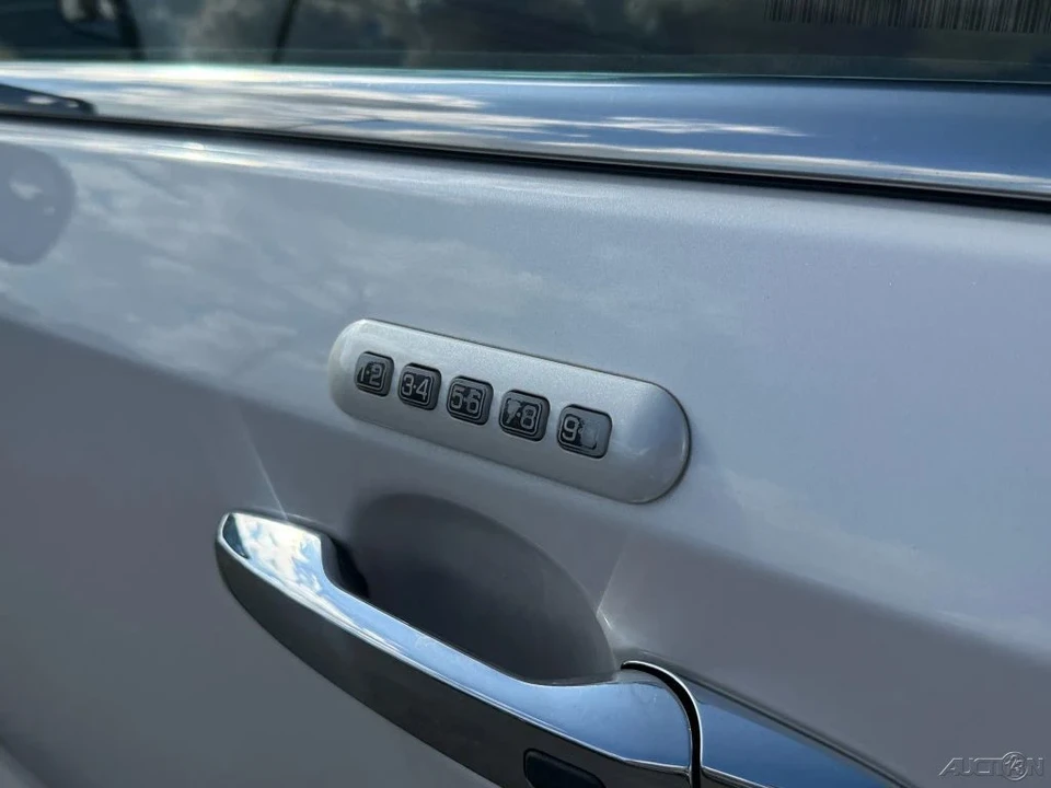 2011 Lincoln MKX - Image 14 of 21
