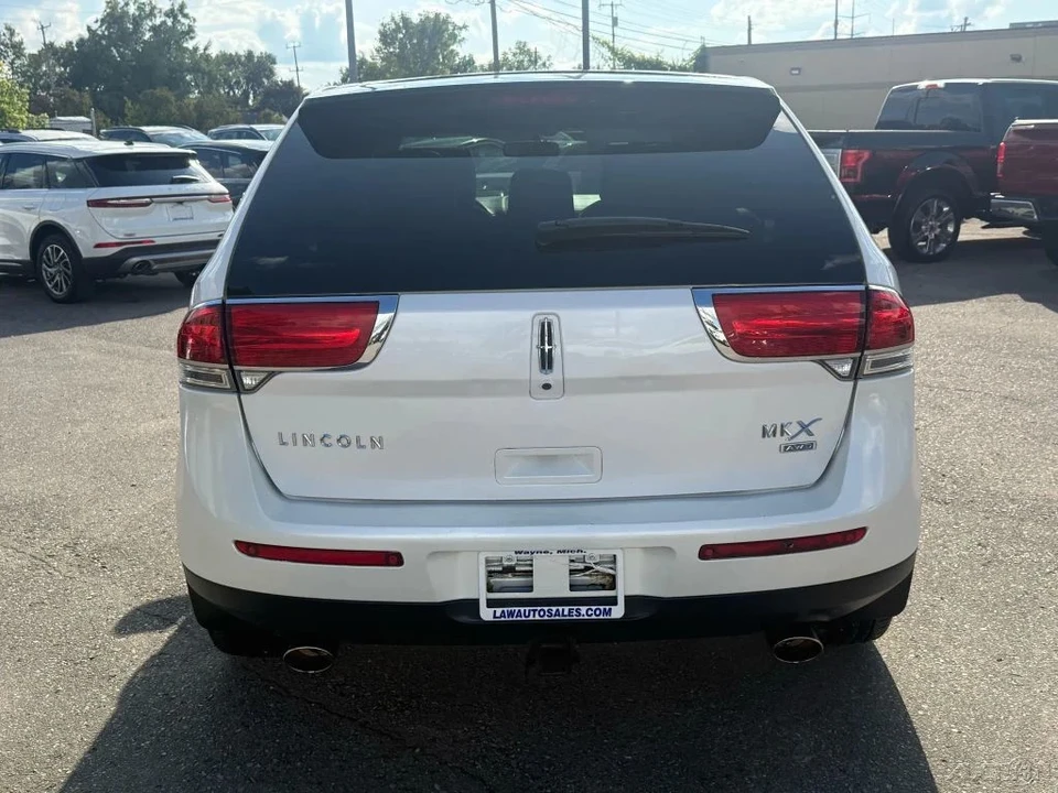 2011 Lincoln MKX - Image 6 of 12