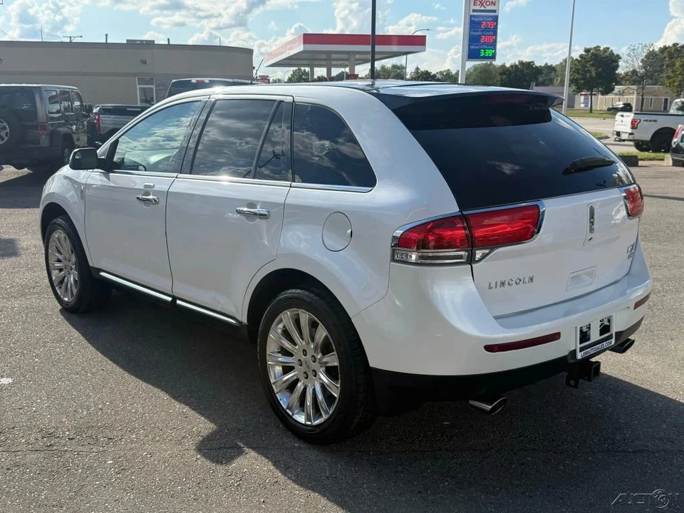 2011 Lincoln MKX - Image 7 of 12