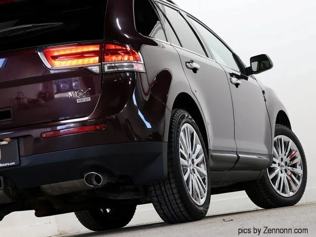 2011 Lincoln MKX - Image 8 of 21