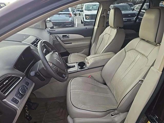 2011 Lincoln MKX - Image 5 of 8