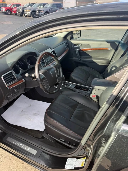 2011 Lincoln MKZ - Image 4 of 8