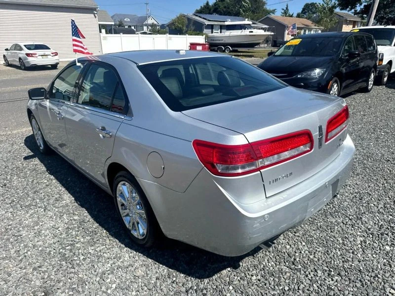 2011 Lincoln MKZ - Image 3 of 12