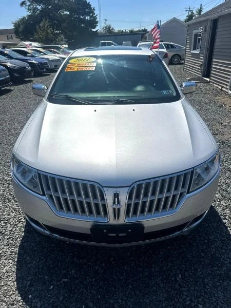 2011 Lincoln MKZ - Image 8 of 12