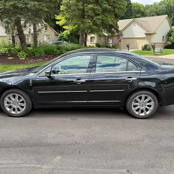 2011 Lincoln MKZ Sedan 4D