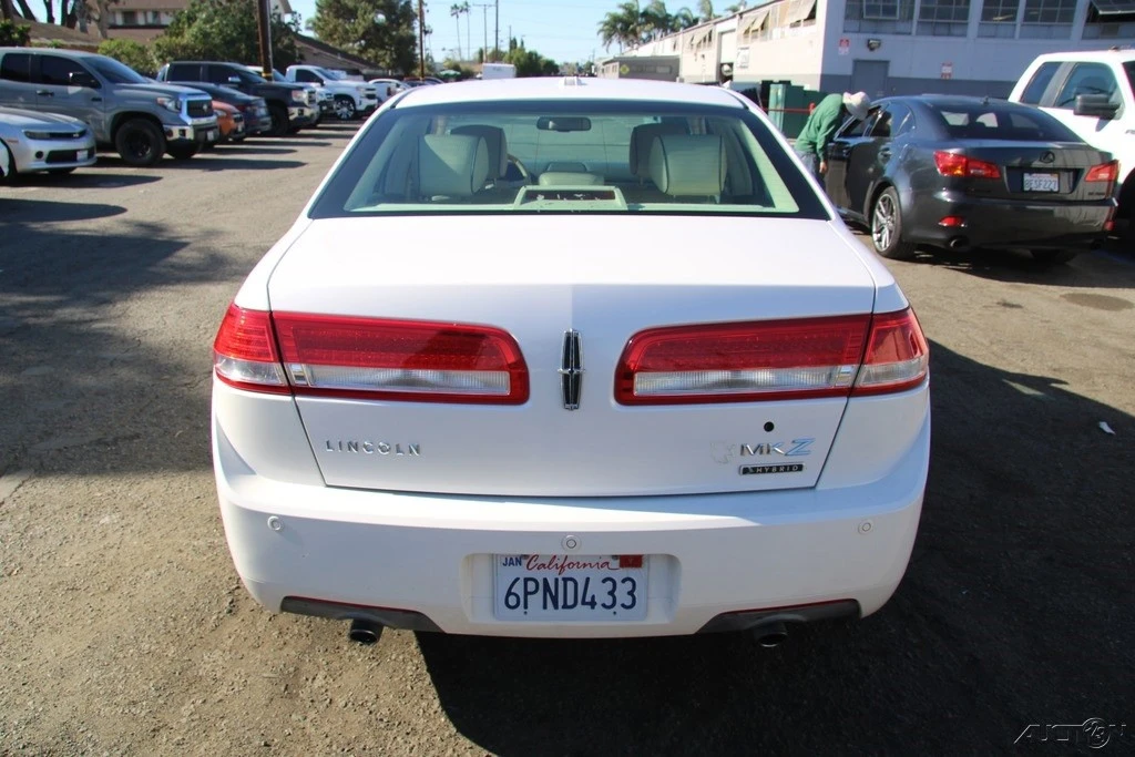 2011 Lincoln MKZ - Image 4 of 21