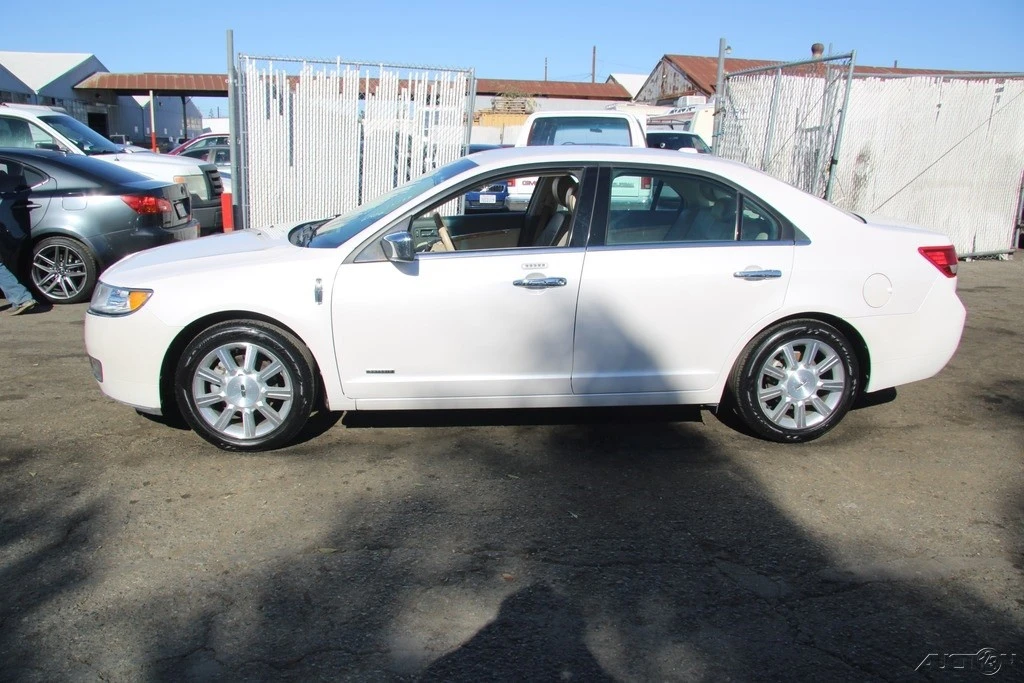 2011 Lincoln MKZ - Image 2 of 21