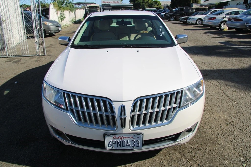2011 Lincoln MKZ - Image 8 of 21