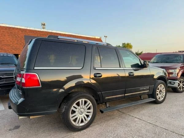 2011 Lincoln Navigator 3rd Gen - Image 3 of 24
