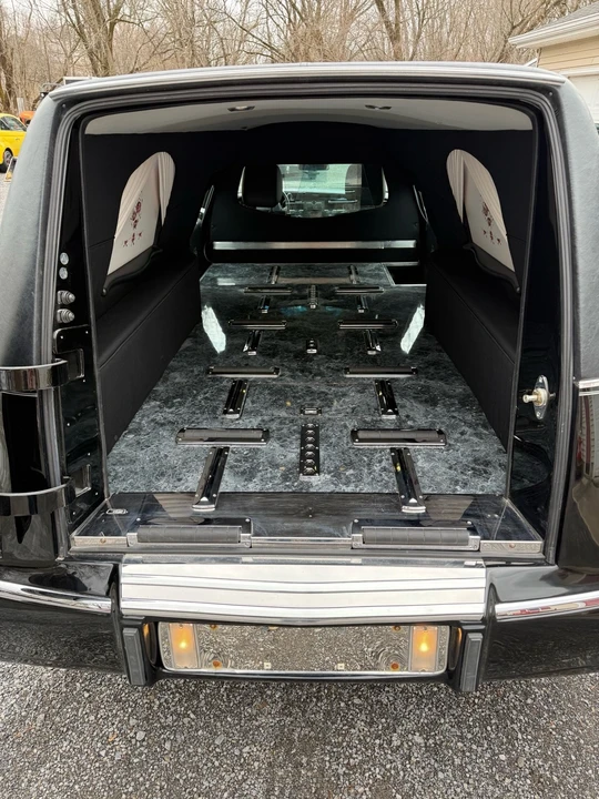 2011 Lincoln Town Car - Image 17 of 20