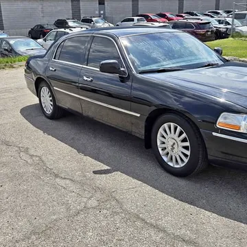 2011 Lincoln Town Car