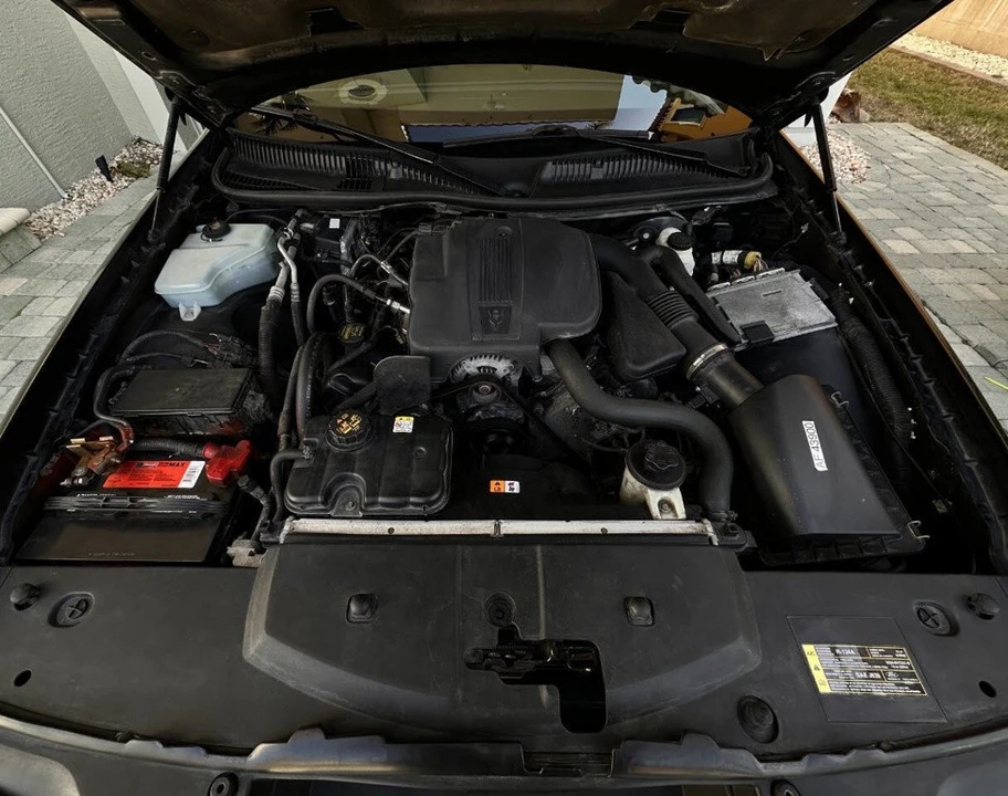 2011 Lincoln Town Car - Image 9 of 21