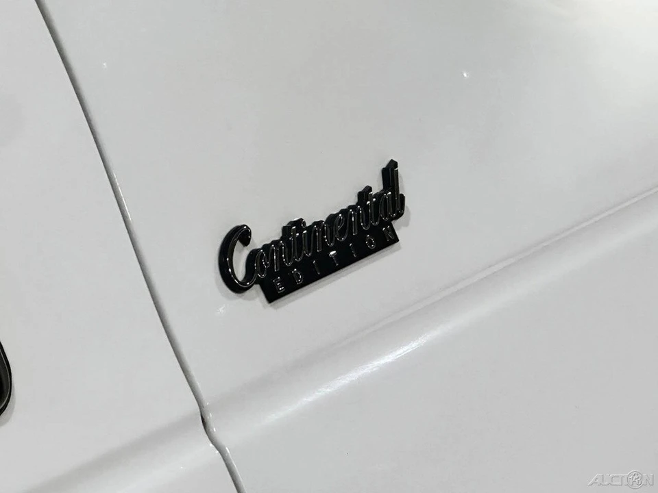 2011 Lincoln Town Car - Image 5 of 21