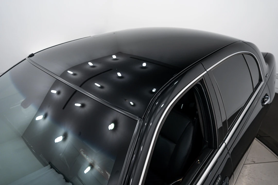 2011 Lincoln Town Car - Image 12 of 31