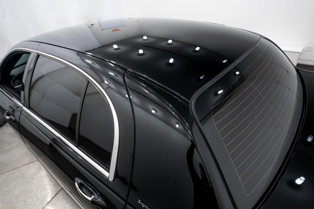 2011 Lincoln Town Car - Image 14 of 31