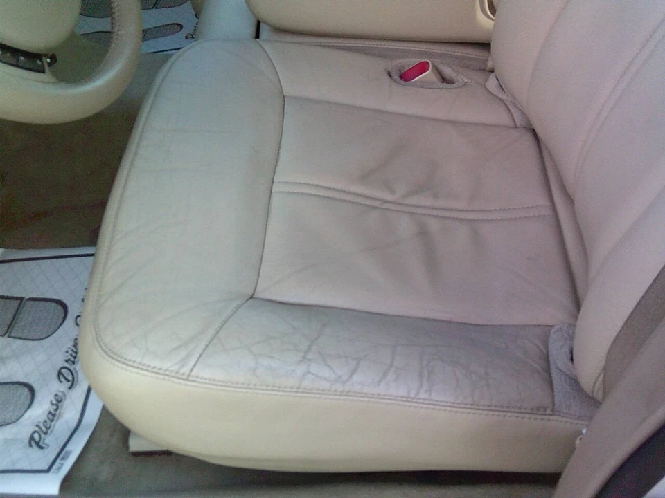 2011 Lincoln Town Car - Image 14 of 21