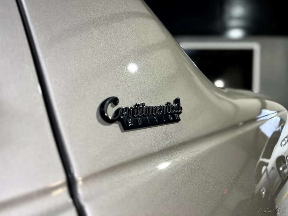 2011 Lincoln Town Car - Image 7 of 21
