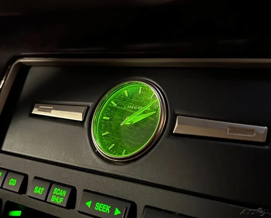 2011 Lincoln Town Car - Image 21 of 21