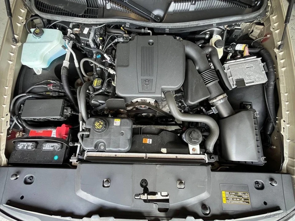 2011 Lincoln Town Car - Image 17 of 21
