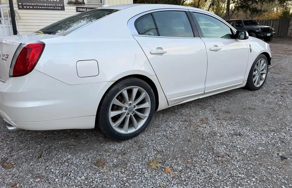 2011 Lincoln MKS - Image 3 of 10