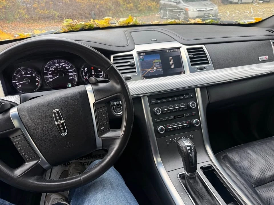 2011 Lincoln MKS - Image 7 of 10