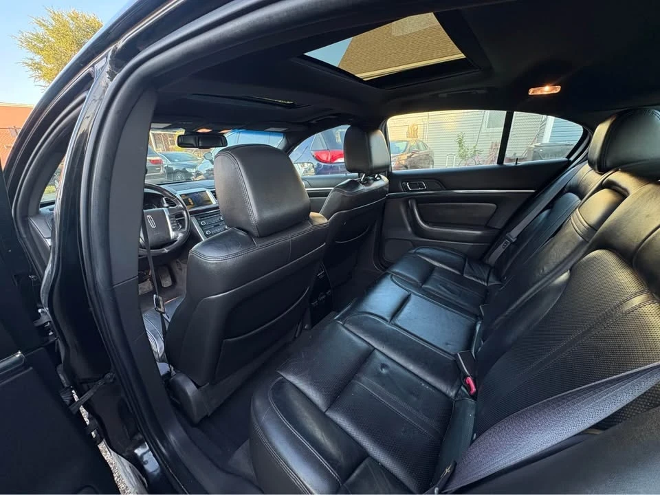 2011 Lincoln MKS - Image 11 of 20