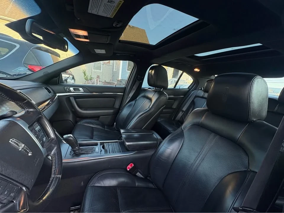2011 Lincoln MKS - Image 5 of 20