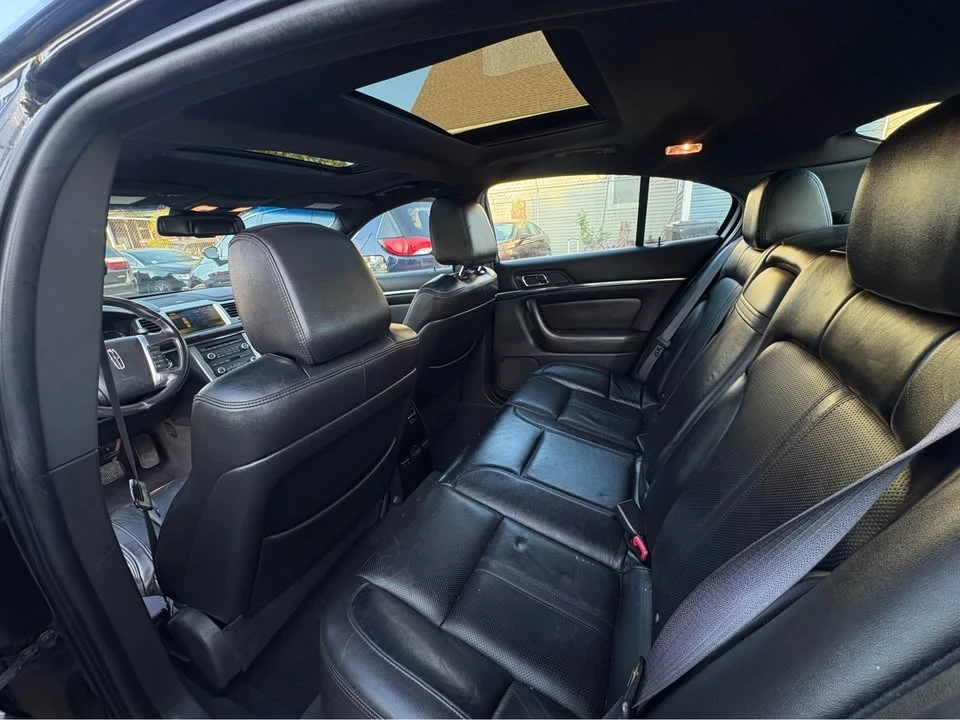 2011 Lincoln MKS - Image 12 of 20
