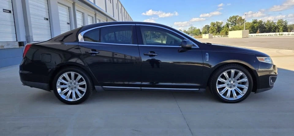 2011 Lincoln MKS - Image 4 of 20
