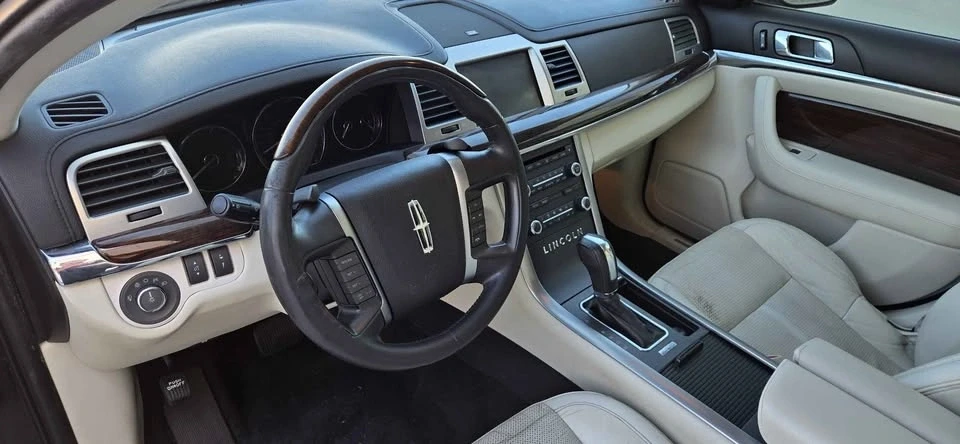 2011 Lincoln MKS - Image 11 of 20