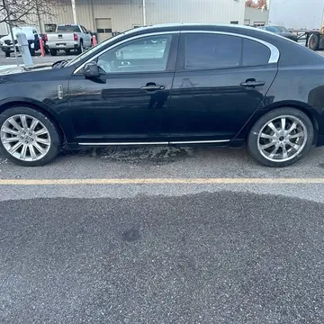 2011 Lincoln MKS